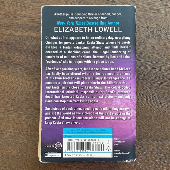 Innocent As Sin by Elizabeth Lowell (paperback) - Picture 4 of 8